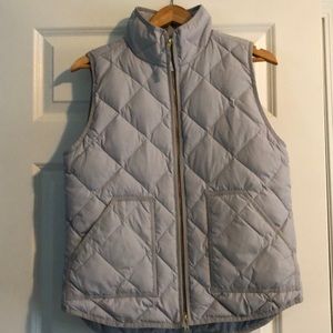 J Crew size medium like new grey vest